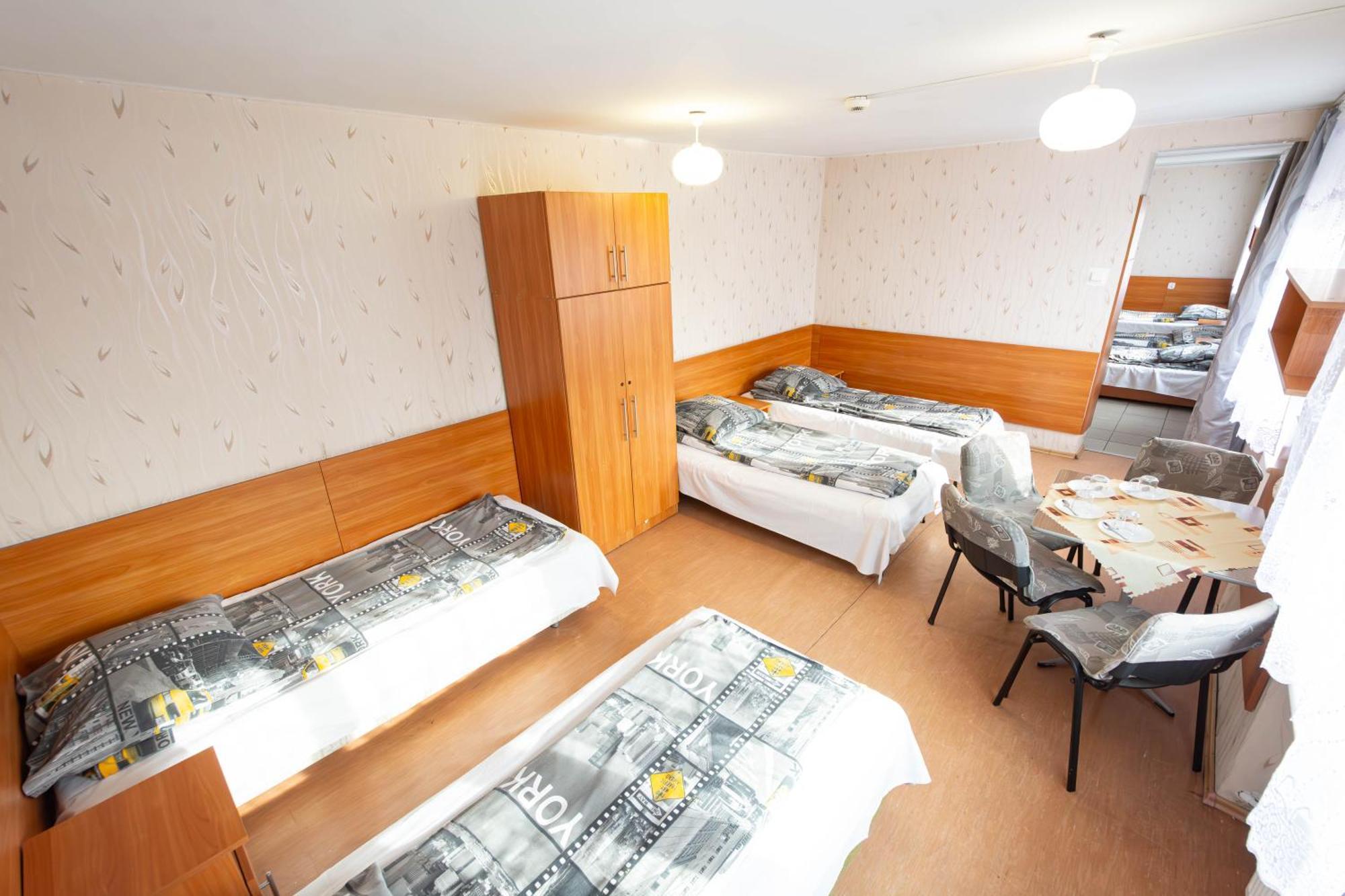 Twoj Hostel รูดา ชลอสกา ภายนอก รูปภาพ